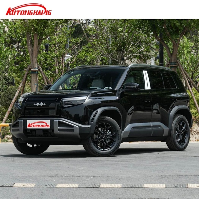 2025 Leopard Ti3 Top Electric Car SUV BYD Fangchengbao Tai 3 Titanium 3 Basic Version 4WD Left