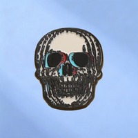 Broche de esmalte con calavera estilo cyberpunk, pin de solapa con arte glitch vaporwave