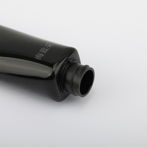 D40方形平顶黑色Rube洗面奶管100毫升防晒洗面奶化妆品塑料管 - Product Image 5