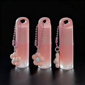 Tube de brillant à lèvres portable tendance avec porte-clés, conteneur vide rose avec grande brosse, emballage cosmétique en plastique personnalisable avec logo - Product Image 2
