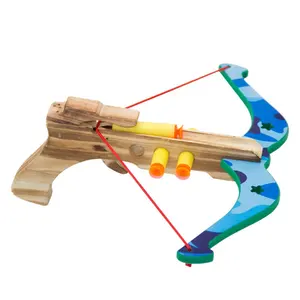 Mainan klasik baru 2024 busur dan panah buatan tangan untuk anak-anak permainan luar ruangan mainan busur silang kayu mainan anak laki-laki dan perempuan