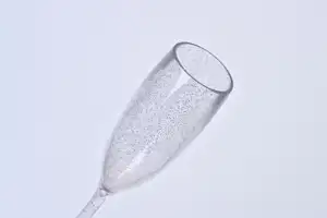 Copo de plástico transparente para cocktail champanhe vinho com incrustações de pó de salgueiro