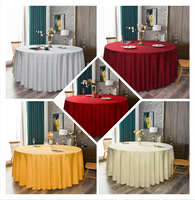 Nappes Rondes Jacquard en Polyester Pas Chères pour Fêtes Événements Mariages Banquets Vente en Gros 108 Pouces Sacs OPP Tissées Rouges