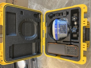 جهاز CHC I90/X12 لمسح الأرض رخيص الثمن محمول باليد مزود بنظام تحديد المواقع مكون من 1408 قناة جهاز تحديد المواقع مع نظام تحديد المواقع Rtk Gnss Rtk - Product Image 4