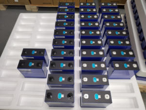 Baterai Surya 8000 Siklus 314Ah Lifepo4 Mb31 Mb 31 Baru Grade A <span class=keywords><strong>3.2</strong></span> V Lf314 314 Ah 314Ah Lifopo4 3.2V Sel Baterai Lithium - Product Image 4