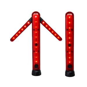 Bâton <span class=keywords><strong>de</strong></span> signalisation LED rechargeable avec flèches directionnelles, modes clignotants, base magnétique, pour travaux routiers et urgences - Product Image 1