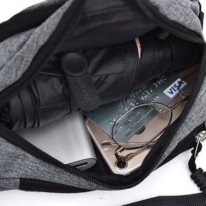 Riñonera Cruzada Moderna de Nailon Personalizada para Hombre y Mujer, Bolsa de Cintura Grande con Correa Ajustable para Correr, Caminar o Viajar - Product Image 4