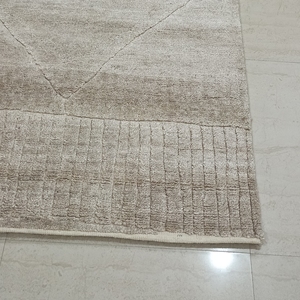 Alfombra Moderna de Lana de Nueva Zelanda Anudada a Mano – Diseño Geométrico Abstracto - Product Image 3