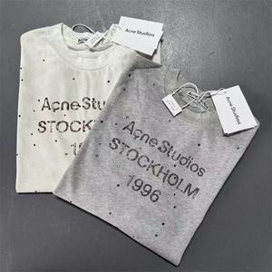Camiseta de manga larga para hombre y mujer, estilo informal, con estampado de cielo estrellado con diamantes, letras envejecidas y efecto lavado, de alta resistencia. - Product Image 2