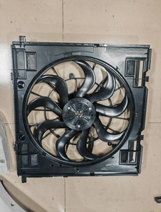 Ventilateur de <span class=keywords><strong>voiture</strong></span> d'origine 17428487636 17428487637 Kit de système de refroidissement de radiateur automobile authentique Ventilateur d'origine utilisé pour BMW X3 X4 X5 G01 G02 G08 - Product Image 6