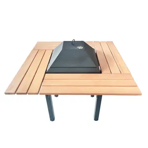 Lubang barbekyu atas meja kayu 4 kursi luar ruangan