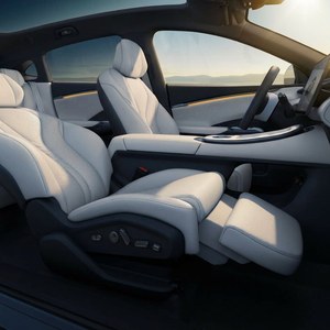 XPENG G7, SUV Eléctrico Mediano con Chip de IA Turing, Autonomía CLTC de 702 km, Arquitectura de 800V, XNGP ADAS, 5 Plazas, Vehículo Eléctrico Puro - Product Image 5