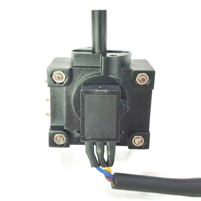 Long-Lasting High Precision Carbon Film Toggle Potentiometer 1000V Withstand Voltage 300 Rotation for Machine Control Lever