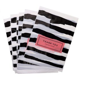 Sac en plastique à rayures noires et blanches fabriqué en usine, sac cadeau pour l'e-commerce, sac de rangement pour les achats - Product Image 4
