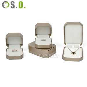 Factory Pendant Wedding <b>Ring</b> Jewelry Package Green Luxury PU Leather Jewelry Packaging <b>Box</b> With Hot Stamping Customized Logo - Product Image 5