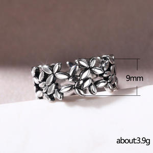 F1009 Anello in Lega con Motivo Floreale Placcato Argento Anticato Unisex Anelli alla Moda Regalo Gioielli - Product Image 4