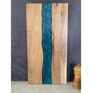 Tabla de Cortar Grande de Resina y Madera, Hecha de Madera de Acacia y Mango, Ofrece un Rendimiento Fuerte y una Textura Suave - Product Image 4