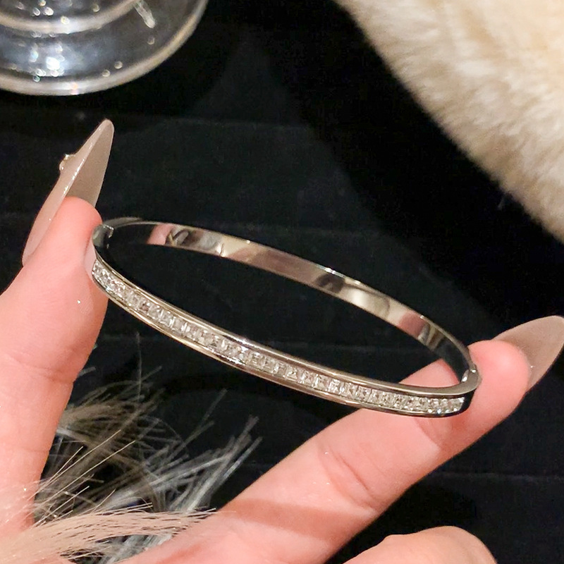 Silver - Single Row Diamond Bangle