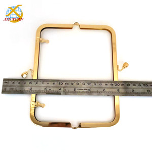 Chiusura a Scatto Quadrata in Metallo Dorato Xinyuan 19*8cm, Accessori Hardware per Borse a Mano - Product Image 3