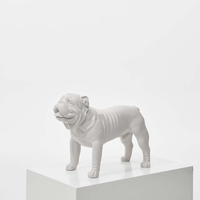 Mannequin de bouledogue anglais imprimé en 3D 3D-G10 pour la décoration de vitrine de magasin de vêtements et harnais pour animaux de compagnie