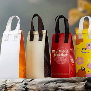 Sacs isothermes jetables modèle MG 1367, imperméables, en aluminium, non tissés, isolés thermiquement pour les plats chauds ou froids à emporter - Product Image 2