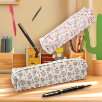 Pochette à stylos de haute qualité, design anime personnalisé, organiseur de papeterie portable, prix de gros, petite commande