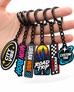 Porte-clés en PVC souple 3D personnalisés de forme allongée, étiquettes de texte personnalisées pour la promotion de la marque, fabrication OEM ODM - Product Image 1