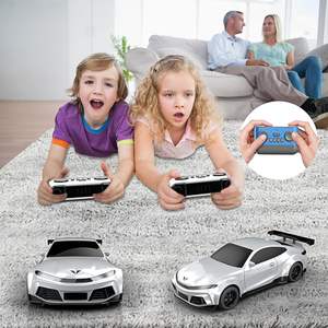 Voiture RC télécommandée 1:16, recharge Type C, nouvelle énergie, sportive, rapide, avec station de recharge, éclairage automatique, cadeau pour adultes - Product Image 2