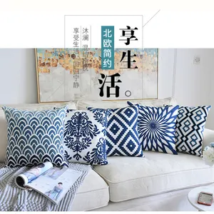 Sofa Luxury Pillow Cushions Covers Supplier Comfort 3D Decorative Organic Decorative Pillows Cotton Embroidery Cushion