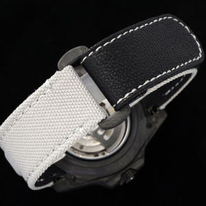 Reloj Deportivo de Tenis para Hombre, de Fibra de Carbono Negra, Ultraligero, Resistente a Impactos, Moderno y Versátil - Product Image 3