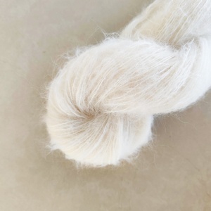 Lotus iplikler Undyed süper çocuk tiftik kaşmir ipek 350m/50g parmaklama ağırlık kabarık fırçalanmış yüksek kaliteli el örgü ipliği - Product Image 3