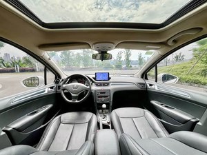 Dongfeng <span class=keywords><strong>Peugeot</strong></span> <span class=keywords><strong>308</strong></span> berline d'<span class=keywords><strong>occasion</strong></span> 2013 |   1.6L <span class=keywords><strong>Essence</strong></span> Manuelle 5 Places - Product Image 2
