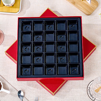 Boîte rigide noire mate premium avec nœud en ruban satiné doré, boîte cadeau de luxe pour les clients d'entreprise