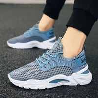 2025 été hommes marche Style sport course chaussures décontractées respirant mince simple maille perforé maille Design à la mode