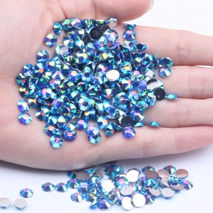 Vente en gros de 5mm couleurs <span class=keywords><strong>AB</strong></span> normales 30000pcs colle Flatback non-hotfix sur résine strass en vrac pour bricolage décorations de vêtements 3D - Product Image 6