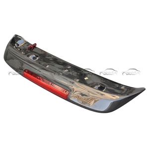 สปอยเลอร์หลังคาแบบ Spoon Type สำหรับ Honda Civic Hatchback EG EK8 ปี 1996-2000 ทำจากคาร์บอนไฟเบอร์ พร้อมไฟท้าย LED แบบ Ducktail - Product Image 5