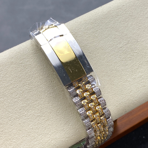 Reloj Mecánico de Lujo Personalizado en Oro de 18K, Diseño con Diamantes de Zirconia, Esfera con Agujas, Resistente al Agua, con Correa de Acero Inoxidable - Product Image 6