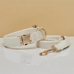 럭셔리 스타일 맞춤형 골드 팁 벨벳 개 목걸이 내구성 개인화 된 생일 선물 인쇄 친환경 야외 안전 - Product Image 3