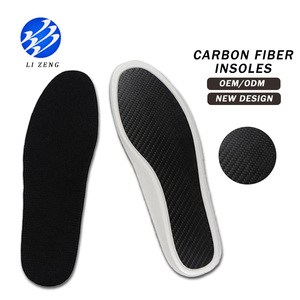 <span class=keywords><strong>Solette</strong></span> in Fibra di Carbonio Premium, Comode <span class=keywords><strong>per</strong></span> Sport e Corsa, Cuscinetti <span class=keywords><strong>per</strong></span> Piedi Neri, Personalizzabili e <span class=keywords><strong>Antiscivolo</strong></span> - Product Image 1