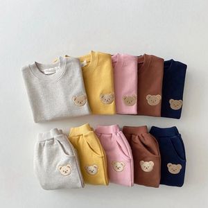 Conjunto de ropa de bebé de algodón agradable a la piel, sudaderas con capucha bordadas de oso y pantalones largos, <span class=keywords><strong>2</strong></span> uds., sudadera para niños y niñas, traje para recién nacidos - Product Image 4