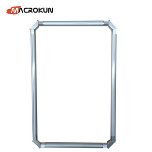 Marco de Rodillo Autoestirable A3 Newman - Product Image 1