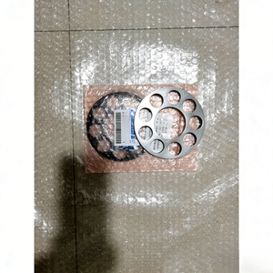 لوحة منافذ ذات تسعة فتحات 708-2G-13341 لمضخة هيدروليكية PC360-8MO، واجهة كتلة أسطوانة الحفار 30-36 طن، مقاومة للتآكل، قطعة أصلية - Product Image 1