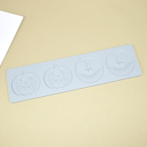 Tapete de Silicona con Diseño de Calabaza de 4 Cavidades para Halloween, Tapete para Hornear Pasteles, Galletas, Chocolate y Decoración de Pasteles - Product Image 4