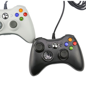 คอนโทรลเลอร์ Xbox 360 สำหรับพีซี แบบมีสาย USB พร้อมระบบสั่นสะเทือน - Product Image 4