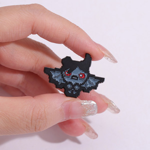 <span class=keywords><strong>Série</strong></span> sombre d'Halloween européenne et <span class=keywords><strong>américaine</strong></span> Devil Girl Personnalité Quirky Cartoon Gravé Impression numérique Badge en métal Pin - Product Image 2