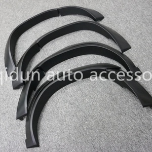 Guardabarros de Rueda Estilo OEM de Buena Calidad Marca KQD, Compatible con Toyota Fortuner - Product Image 3