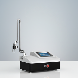 เลเซอร์ CO2 แบบ Fractional รุ่นใหม่ล่าสุด ได้รับการรับรองมาตรฐาน CE ความยาวคลื่น 10600 นาโนเมตร สำหรับการฟื้นฟูผิว ลดรอยแตกลาย - Product Image 1