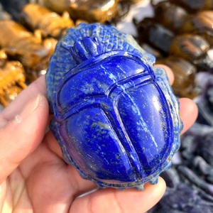 Vente en gros sculptée à la main naturelle de haute qualité Lapis Lazuli bleu pierre précieuse cristal égyptien amulette <span class=keywords><strong>scarab</strong></span>ée sculpture pour la décoration intérieure - Product Image 3