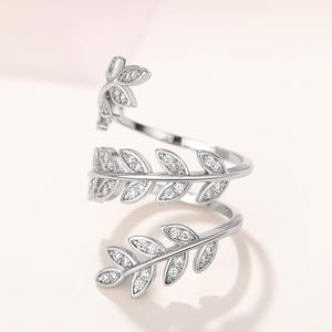 Q062 Anelli con motivo vegetale per donna, gioielli di moda con micro pavé di zirconi cubici - Product Image 6
