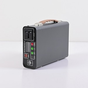 Estación de Energía Portátil 220V 300W, Gran Capacidad y Práctica, para Viajes en Auto, Camping y Situaciones de Emergencia - Product Image 3